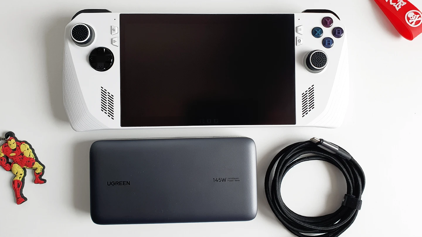 Asus Rog Ally with Power Bank